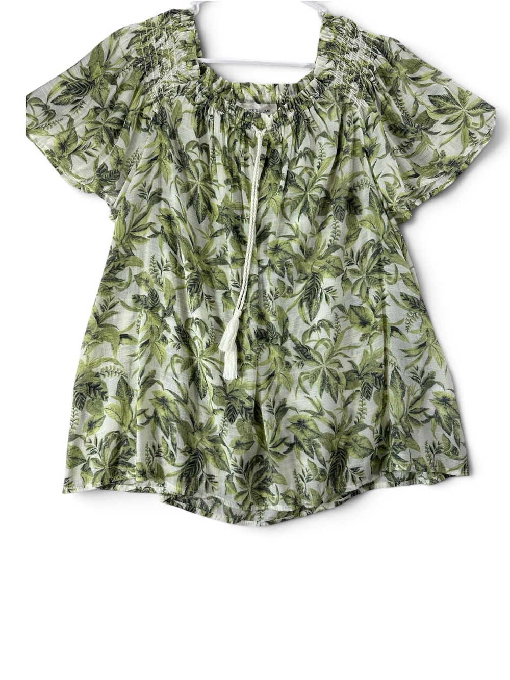 Skye's the Limit Women’s M Green Leaf-Print Peasant Top